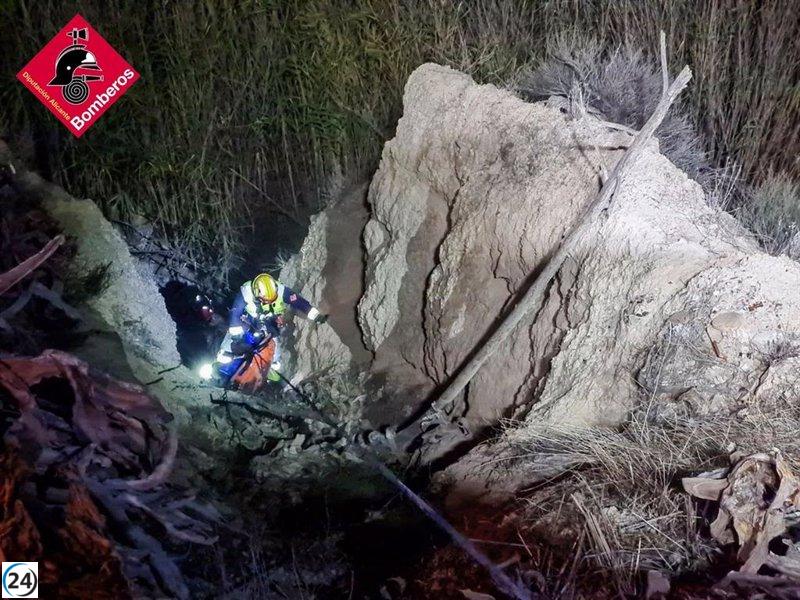 Valiente operación de rescate en barranco de La Vila Joiosa salva vida en riesgo.