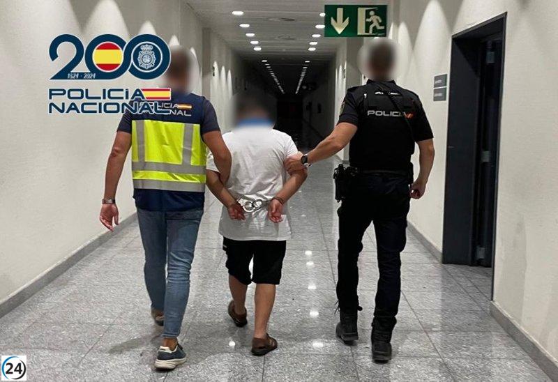 Arrestan en el aeropuerto de Alicante-Elche a un sospechoso buscado por tráfico de drogas a nivel europeo.