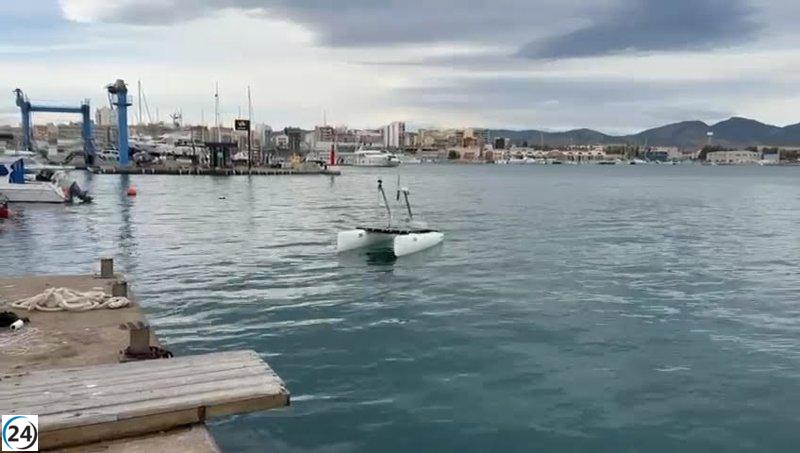 La UJI lanza un catamarán robótico en el Puerto de Castellón para el cuidado de infraestructuras marinas.