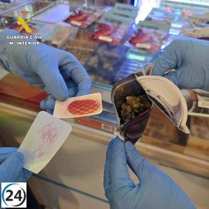 Detenidos en Xirivella por comercializar marihuana en un estanco.