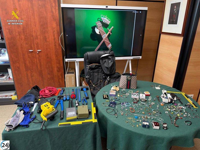 Capturado mientras intentaba robar en una urbanización de L'Eliana.