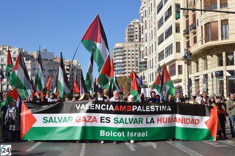 Multitudinaria marcha exige derechos humanos para el pueblo palestino: 