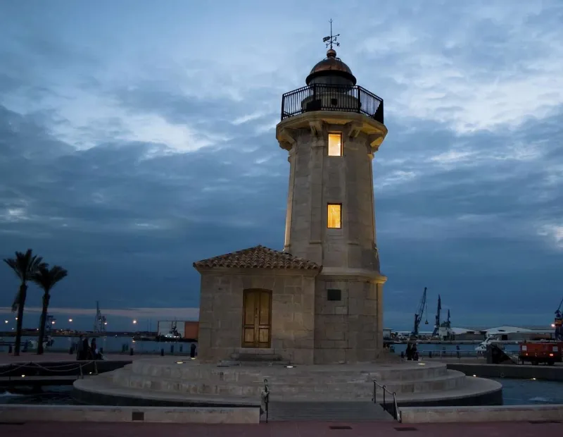 El Grao, el barrio portuario con vistas al mar