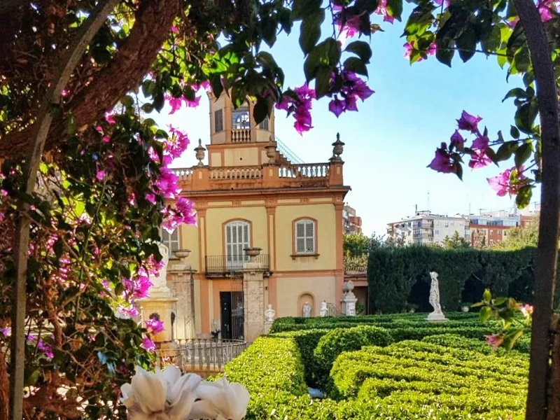Conoce el Jardín de Monforte, un paraíso escondido en el centro de Valencia